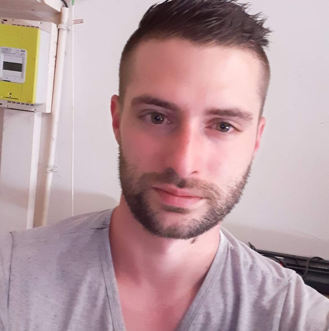 Profil de Petro, 32 ans, sex à Camaret-sur-Mer