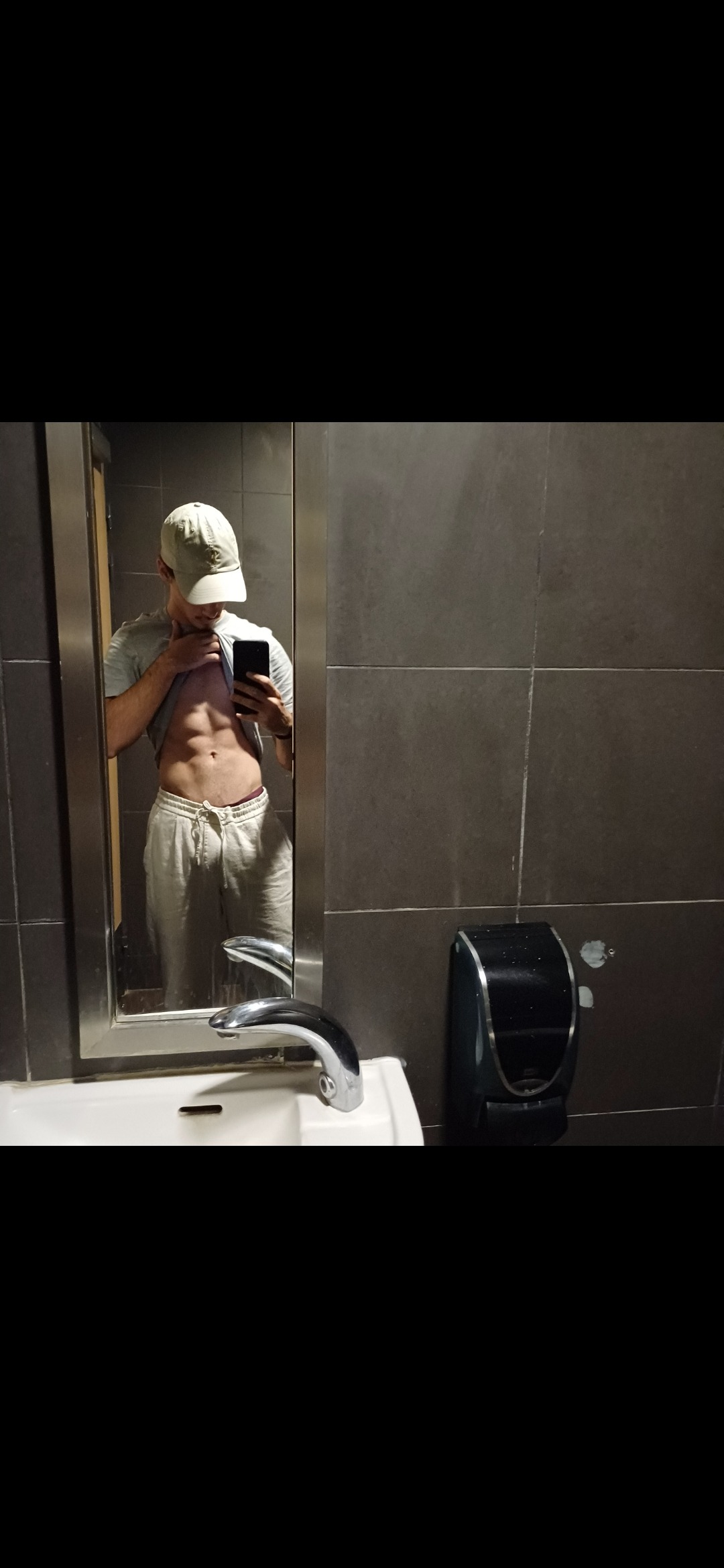 Profil de Benny, 19 ans, sex à Villars
