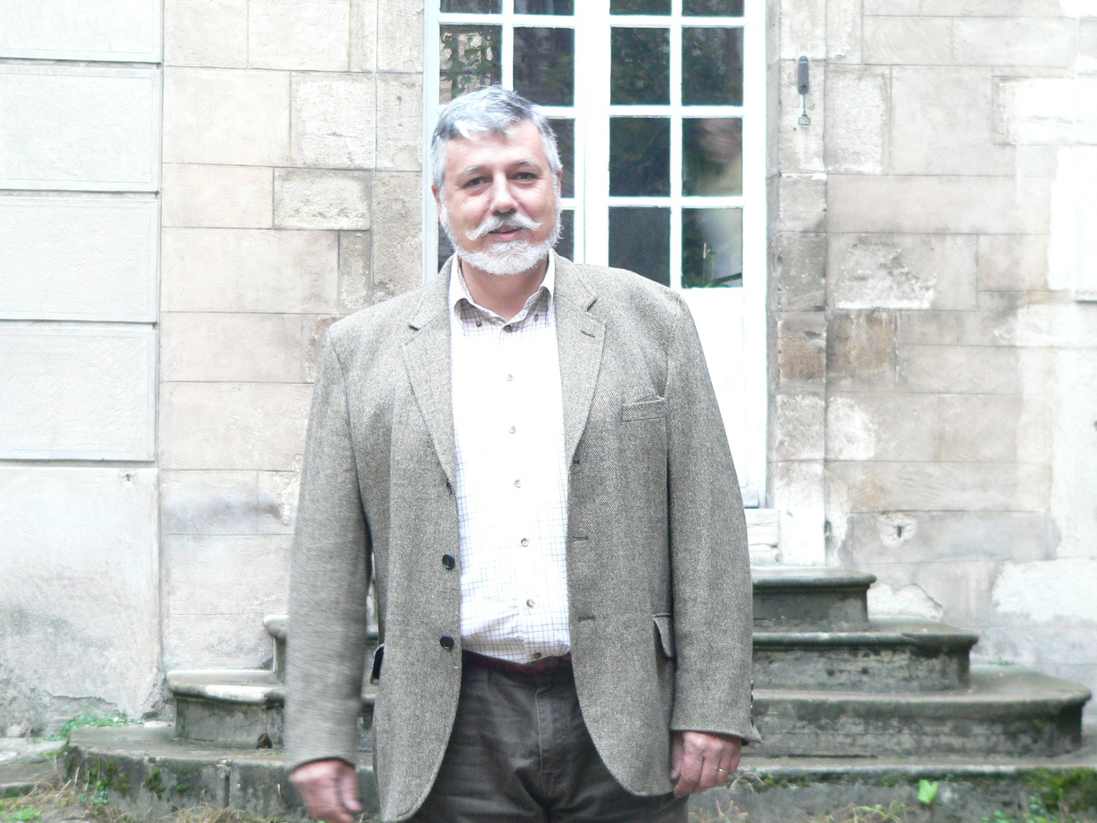 Profil de Hernan, 47 ans, sex à Ahuillé