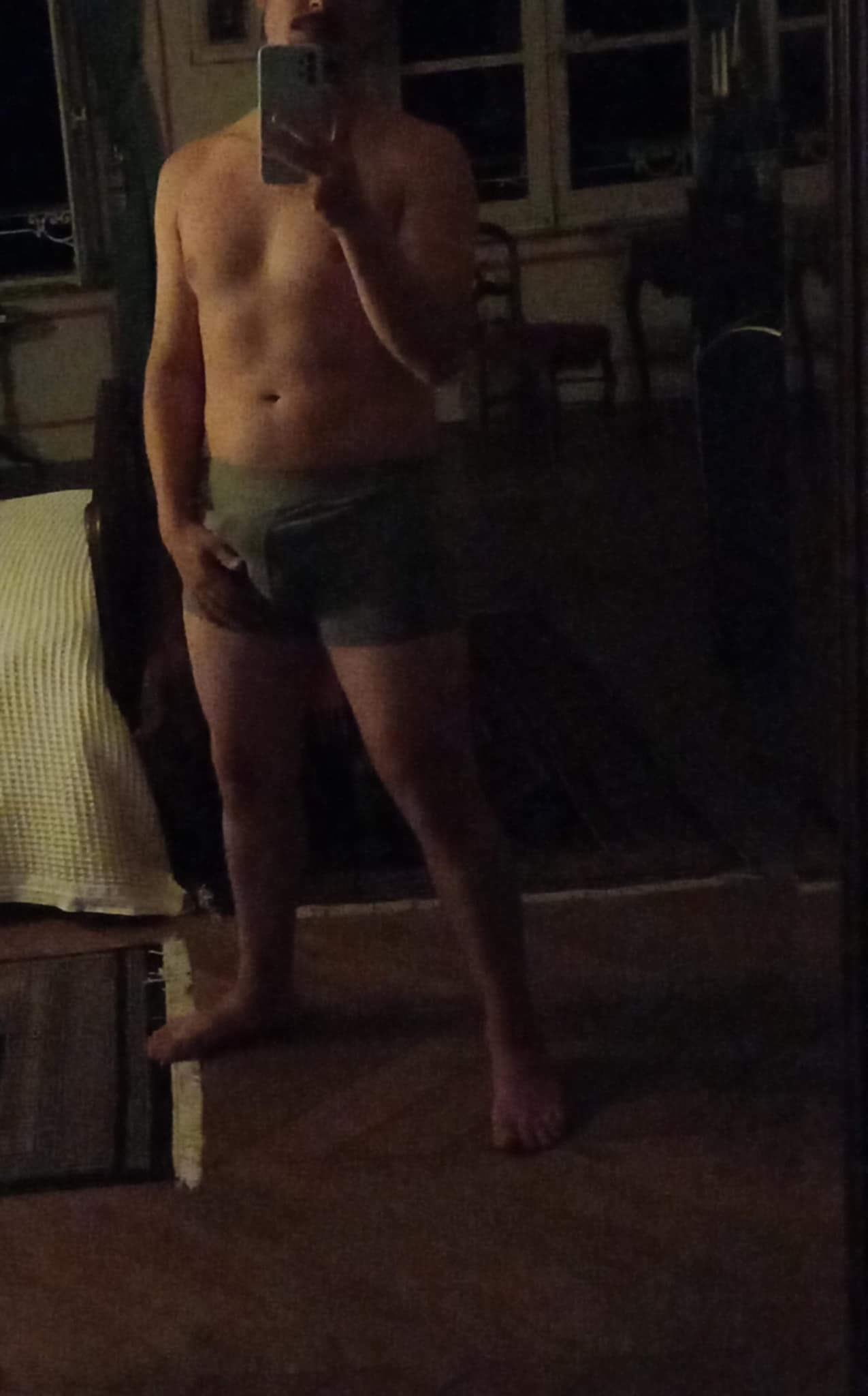 Profil de Aubert, 27 ans, sex à Châteauneuf-les-Martigues