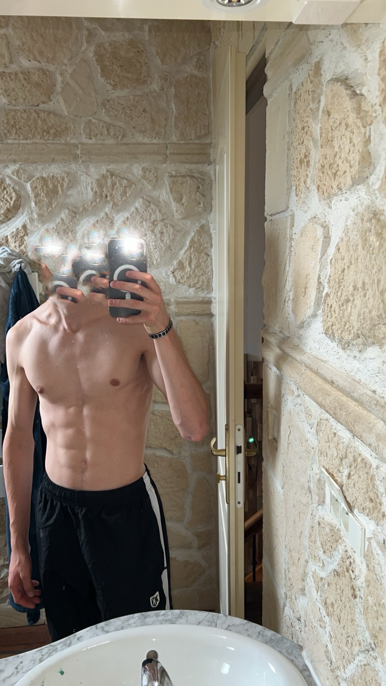 Profil de Lisandru, 21 ans, sex à Savigny-sous-Mâlain