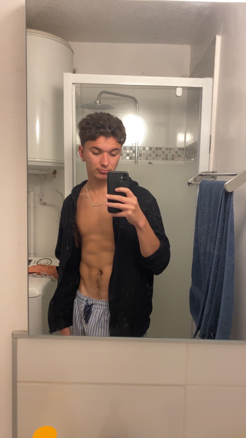 Profil de Aleksei, 21 ans, sex à Alise-Sainte-Reine