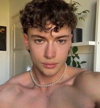 Profil de Moufid, 24 ans, sex à Bénévent-l'Abbaye