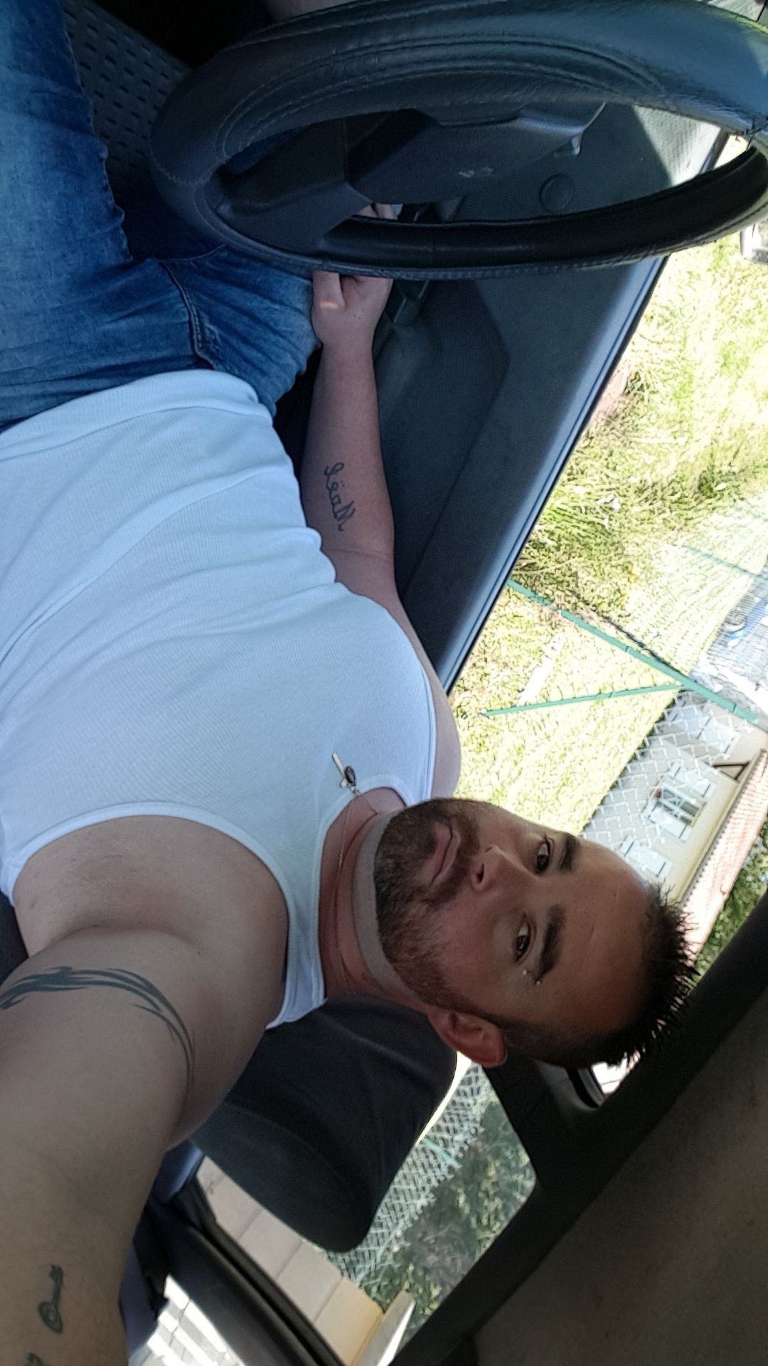 Profil de Ugur, 34 ans, sex à Boisset