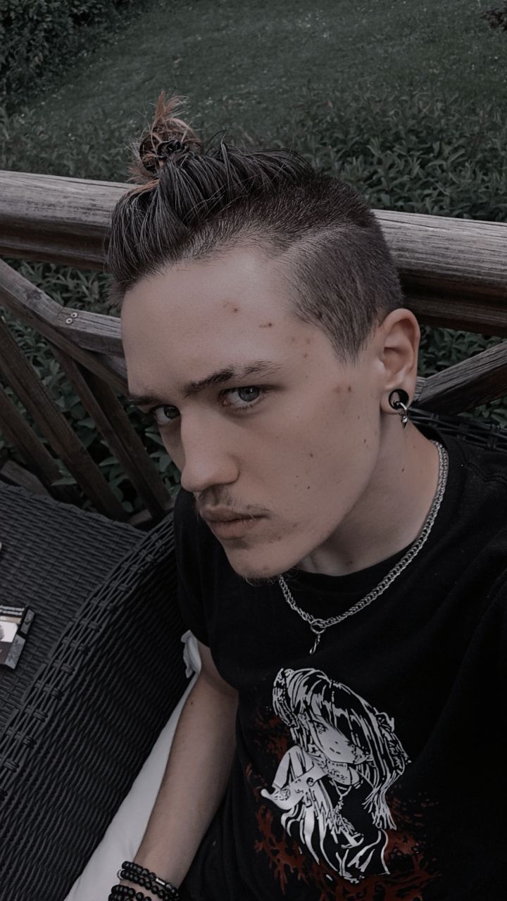 Profil de Sofian, 20 ans, sex à Érize-la-Petite