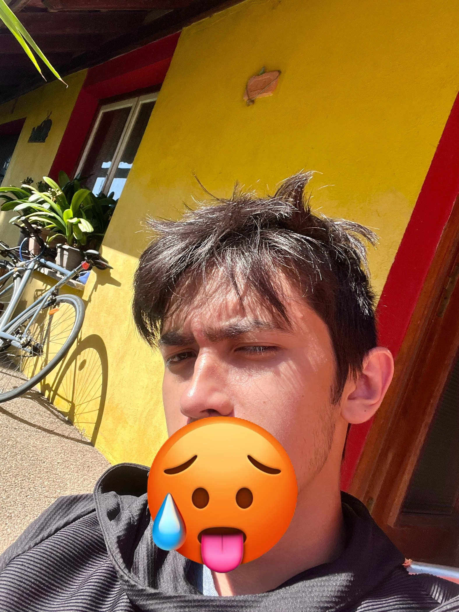 Profil de Kandjoura, 22 ans, sex à Clairy-Saulchoix