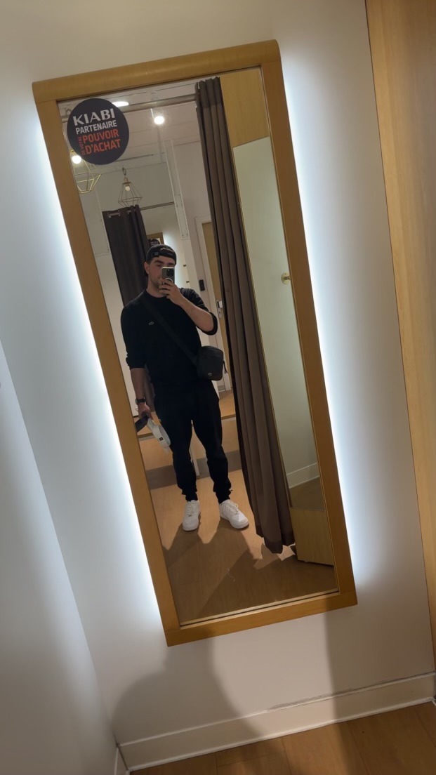 Profil de Emin, 22 ans, sex à Lys-Saint-Georges