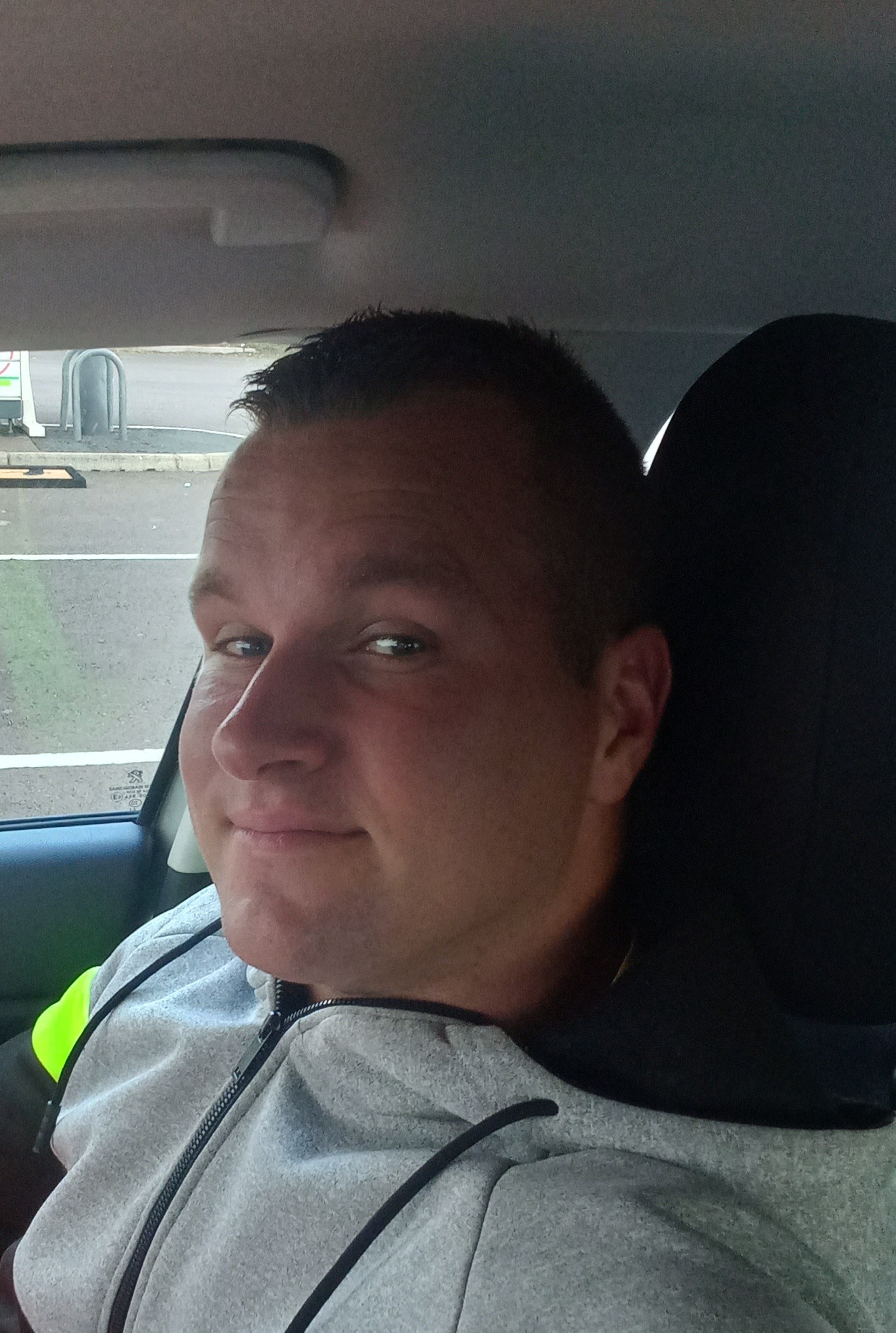 Profil de Louis-maxence, 27 ans, sex à Ladapeyre