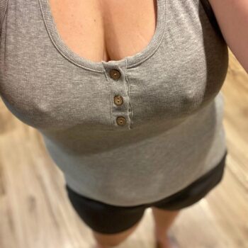 Profil de Cécile, 40 ans, sex à Neuvy-au-Houlme