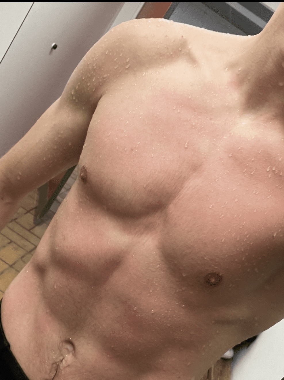 Profil de Yann-erwan, 19 ans, sex à LeDiamant