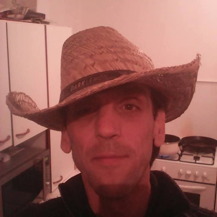 Profil de Hossin, 54 ans, sex à Battenans-les-Mines