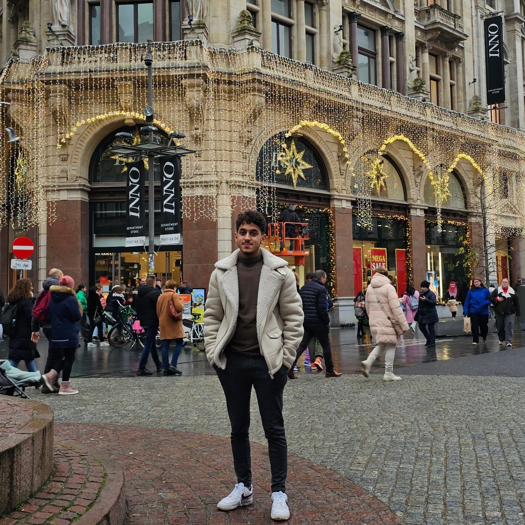 Profil de Ionel, 24 ans, sex à Saint-Étienne-de-Crossey