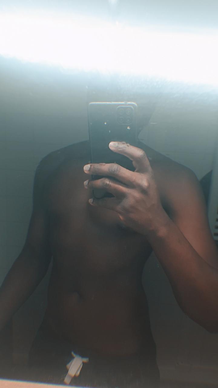 Profil de Lorens, 19 ans, sex à LeDonzeil