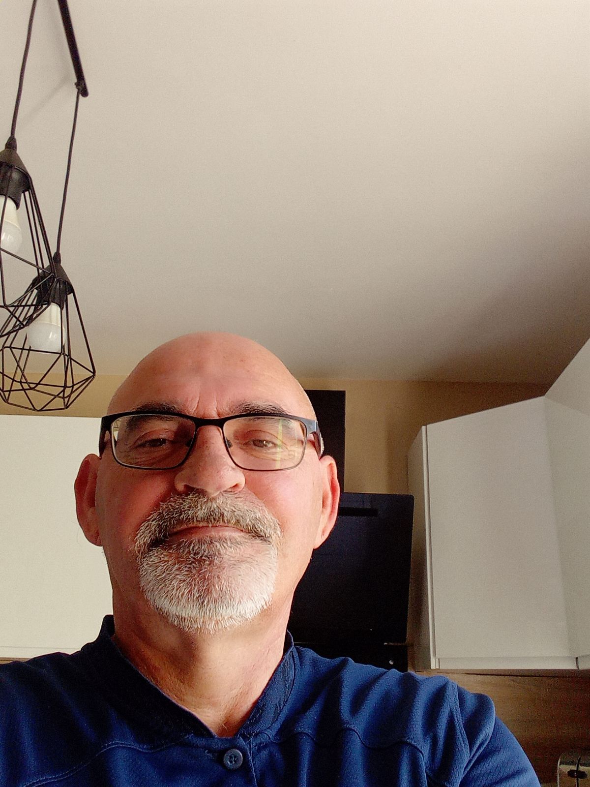 Profil de Guerlin, 55 ans, sex à Moulins-Saint-Hubert