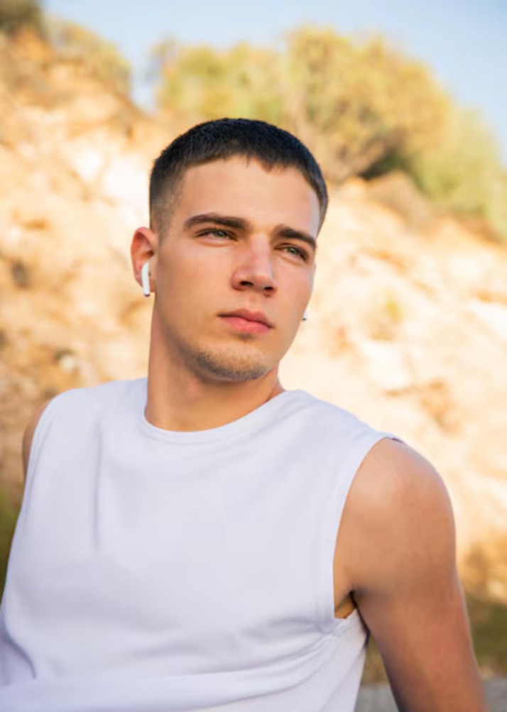 Profil de Toby, 23 ans, sex à Lay-Saint-Remy