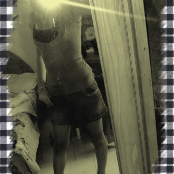 Profil de Aouatef, 26 ans, sex à Valhey