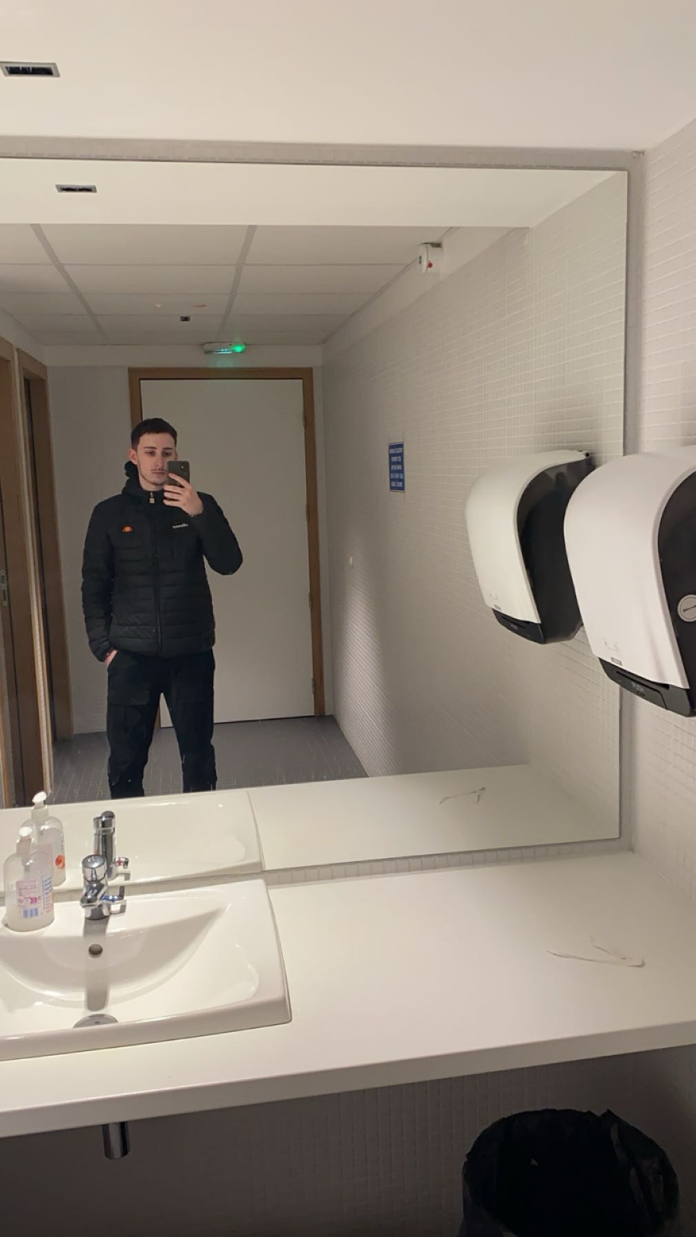 Profil de Jean-benoit, 18 ans, sex à Armentieux